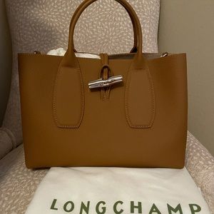Longchamp Medium Roseau in the color Natural